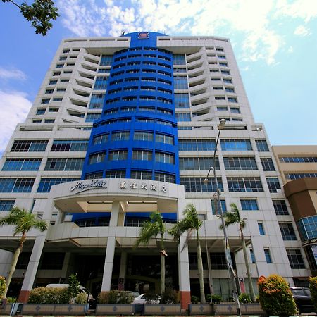 Mega Hotel Sdn Bhd Miri Eksteriør bilde