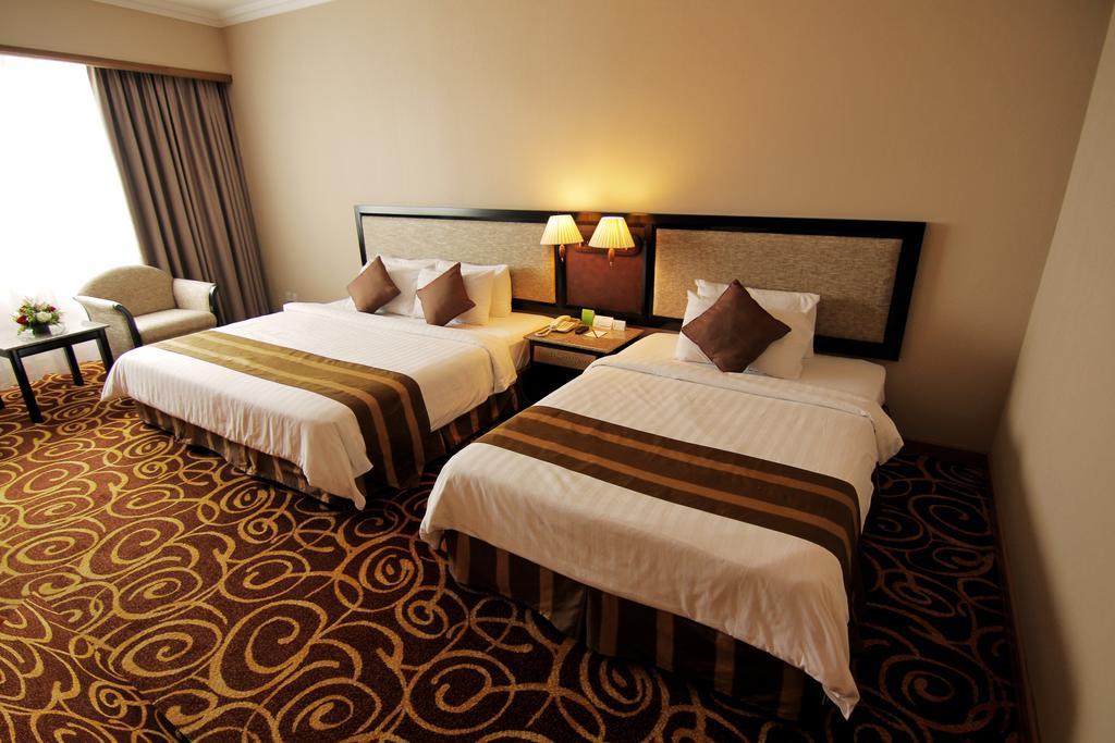 Mega Hotel Sdn Bhd Miri Rom bilde